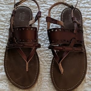 Massimo Sandals